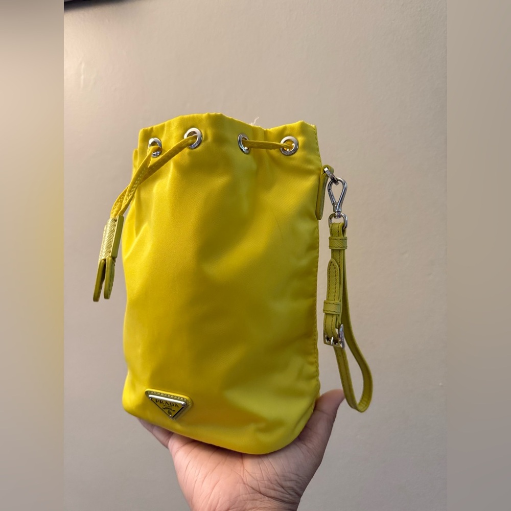 Prada renylon pouch yellow - Picture 5 of 17
